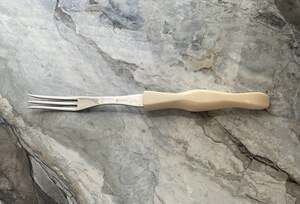 Cutco 1726 KC Table Fork White Handle